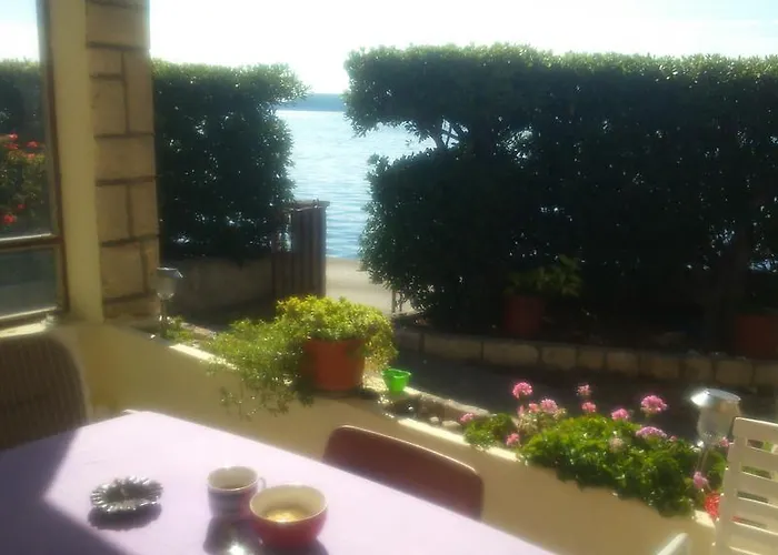 Casa de Férias Smokvica Viganj